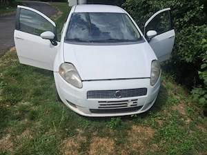 Dezmembrez Fiat punto - imagine 3