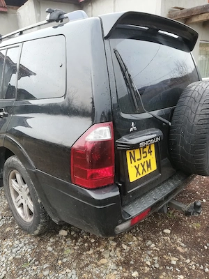 haion luneta usa spate Mitsubishi pajero shogun mk3 motor 3,2 did - imagine 3