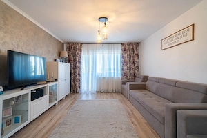 Apartament 5 camere Vlaicu – Renovat, 2 băi, centrală proprie - imagine 8