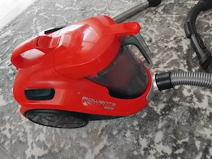 Aspirator fara sac Rowenta Cyclonic