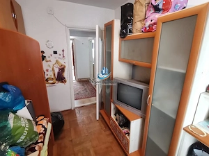 Apartament 3 camere, parter, Zona Carrefour Precista - imagine 5