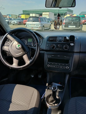 Scoda Fabia 2011 1.6 tdi - imagine 6