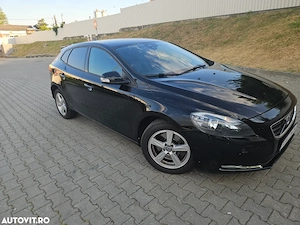 Volvo V40 , 2016 , diesel , automata , 215.000km  - imagine 10