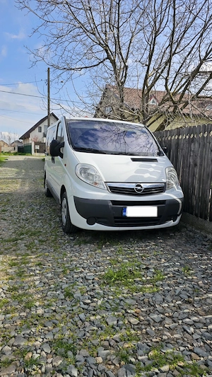 Vand Opel Vivaro 8+1