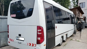 Microbuz Mercedes Benz Trituro, an 2019, Euro 6,  AC bord, clima salon, 2997 cmc, consum mic, 34 loc - imagine 3