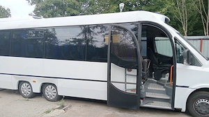 Microbuz Mercedes Benz Trituro, an 2019, Euro 6,  AC bord, clima salon, 2997 cmc, consum mic, 34 loc - imagine 2