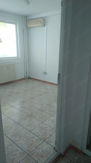 Vanzare apartament parter Bulevardul Ferdinand 61 Constanta(iesire directa la bulevard) - imagine 8