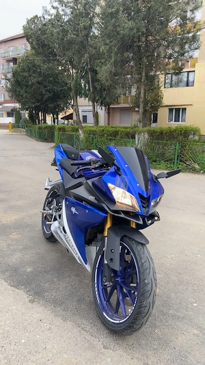 Yamaha yzf r125 de vanzare - imagine 5