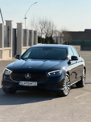 Mercedes E220, E Class 2.0D - imagine 3