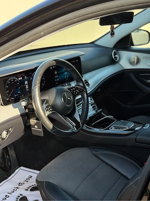 Mercedes E220, E Class 2.0D - imagine 4