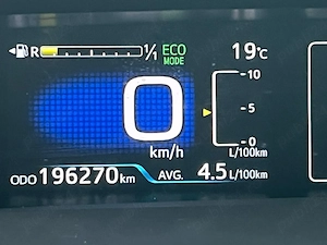 Toyota Prius plugin  - imagine 4