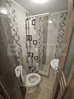 Garsoniera in zona Nicolina - renovata complet - imagine 6