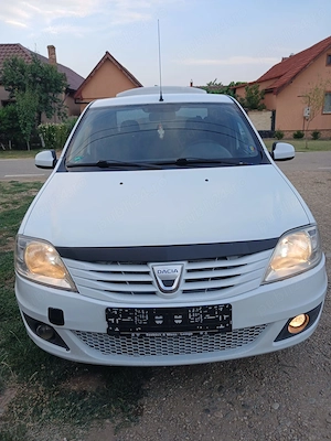 Dezmembrez Dacia Logan 1.2 - imagine 3