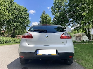 Renault Megane 3 (2012) 1.5 DCI - imagine 9