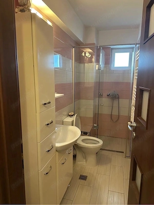 Apartament 3 camere, etaj 1, parcare inclusa, 2 băi, zona Trapezului - imagine 9