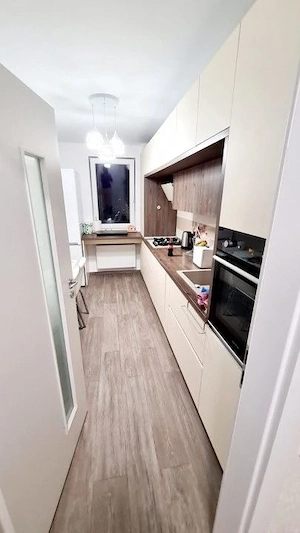 Apartament 3 Camere Coresi - imagine 6