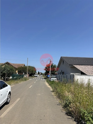 Teren Intravilan Construibil Cumpana 735 mp Intre Case, Aproape de Str Busuiocului - imagine 6