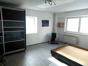Vânzare Garsonieră 41 mp Splaiul Unirii (Camera de Comerț) – Vedere Dâmbovița