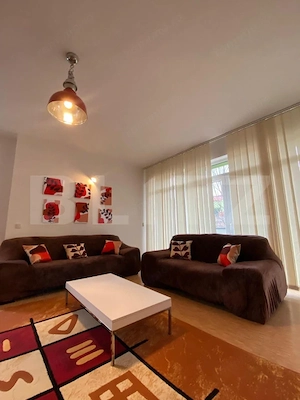 Apartament 3 camere, loc de parcare, zona strazii Campului - imagine 2