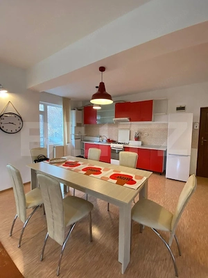 Apartament 3 camere, loc de parcare, zona strazii Campului - imagine 4