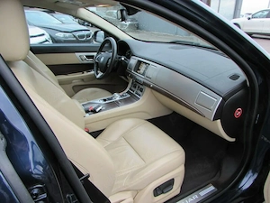 Vand Jaguar XF fabricatie 2014 - imagine 5