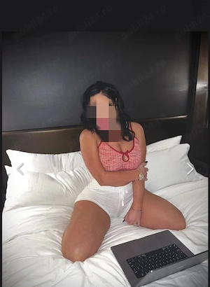 Doamna matura noua in locatie