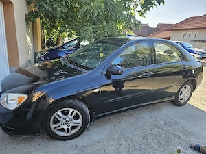 Vând Kia Cerato, 2005 , motor tdi 2000 112 cp
