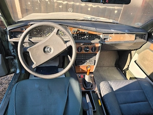 Vand Mercedes 190E w201 2.0 benzina - imagine 7