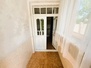 Casă renovată | teren generos 2252 mp si acces din 2 străzi - imagine 4