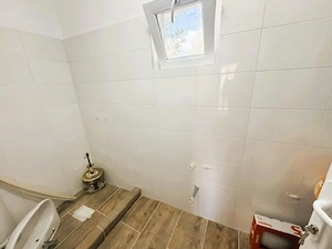Casă renovată | teren generos 2252 mp si acces din 2 străzi - imagine 9