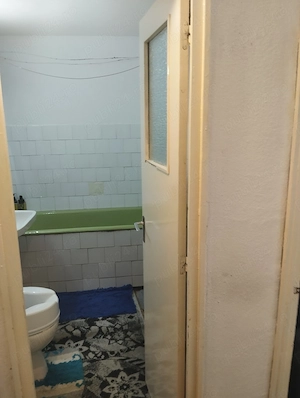 Vind apartament 2 camere decomandat Pitesti - imagine 7