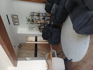 Vând apartament 2 camere mobilat și utilat modern  - imagine 2
