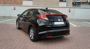 Honda Civic IX - 1.6 i-DTEC   6+1 trepte   Bose   Euro 5   Xenon - imagine 3