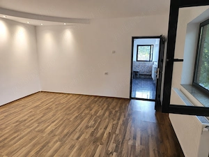 Casa de vanzare , aprox. 10 km de Pitesti , Golesti , Stefanesti , Arges  - imagine 4