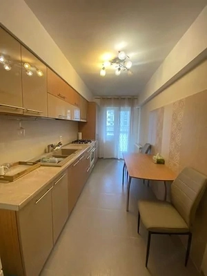 Apartament luminos, parcare inclusă, complex privat 2020 - imagine 4