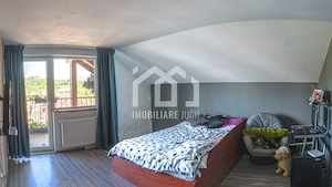 Casă familială spațioasă în Visea, comuna Jucu - imagine 8