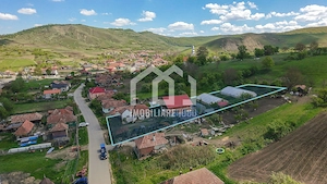 Casă familială spațioasă în Visea, comuna Jucu