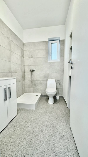 Proprietar inchiriez spatiu 100mp utili,  zona centrala Arad (Piata Mica) pentru firme - imagine 6