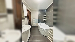 Apartament de vanzare cu 2 camere , cu vedere panoramica - imagine 4