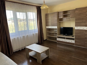 Inchiriez Apartament 1 camere si gradina Floresti Zona Tera - imagine 4