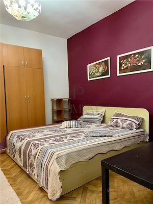 Apartament 3 camere | Complex Studentesc | Vila la curte | Terasa spatioasa | 70 mp - imagine 3