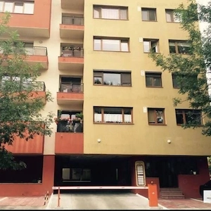 Închiriere Apartament 2 camere  lux Alba Iulia, bloc 2011, încalzire pardoseală - imagine 9