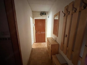 Caransebes, 2 Camere Et., 1, Zona Nord - imagine 5