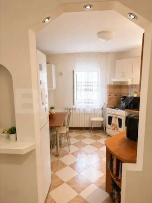 Proprietar vand apartament 3 camere, 2 bai semidecomandat , 68 mp utili et1. Zona Soarelui - imagine 5