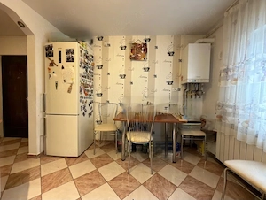 Proprietar vand apartament 3 camere, 2 bai semidecomandat , 68 mp utili et1. Zona Soarelui - imagine 6