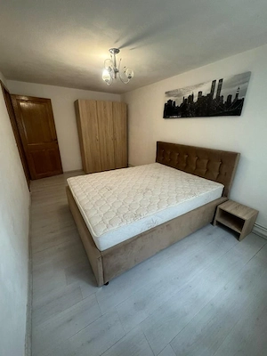 Apartament 3 camere decomandat zona Selimbar - imagine 3