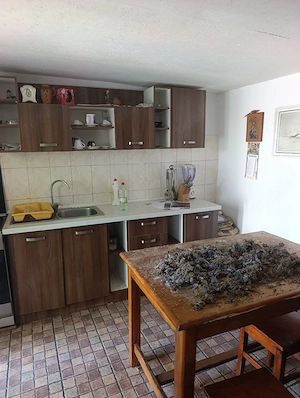 Casa situată in loc. Roznov  - imagine 14