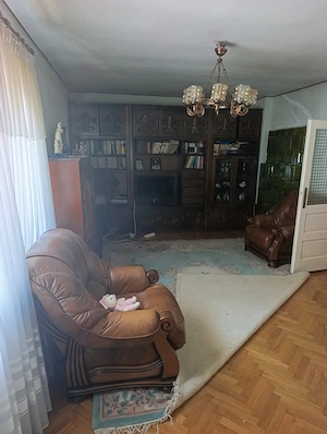 Casa situată in loc. Roznov  - imagine 7