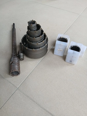 Set de carote pentru  beton cu pastile vidia și ax de prelungire cu prindere SDS 