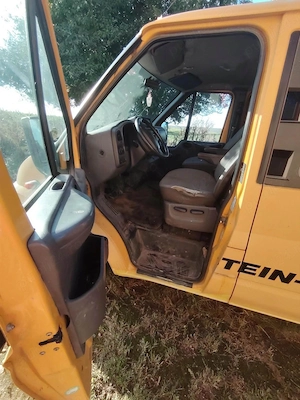 Vand AUTOUTILITARA FORD TRANSIT, 2300 euro, pret negociabil - imagine 4